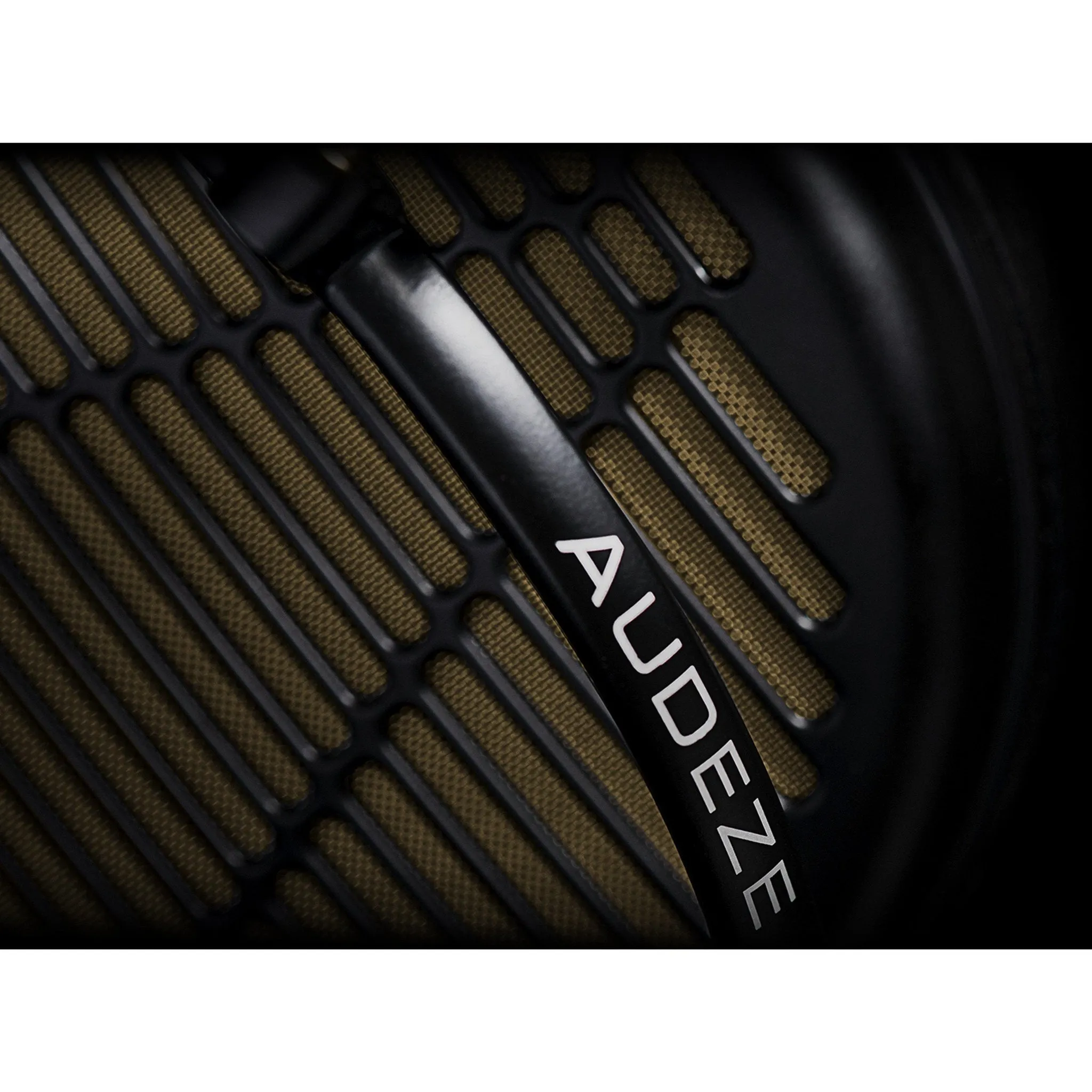 Audeze LCD-4z | Open-Back Planar Magnetic Headphones