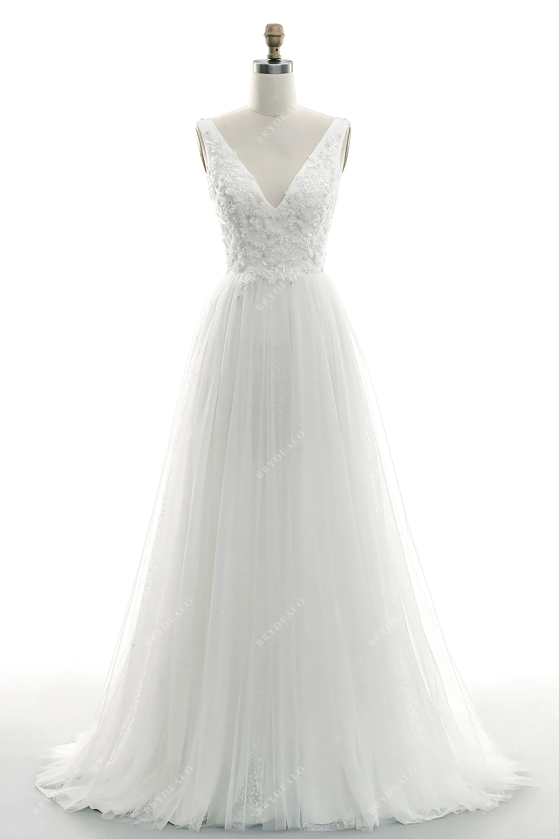 Dreamy Lace Tulle Plunging Neck Spring A-line Wedding Dress