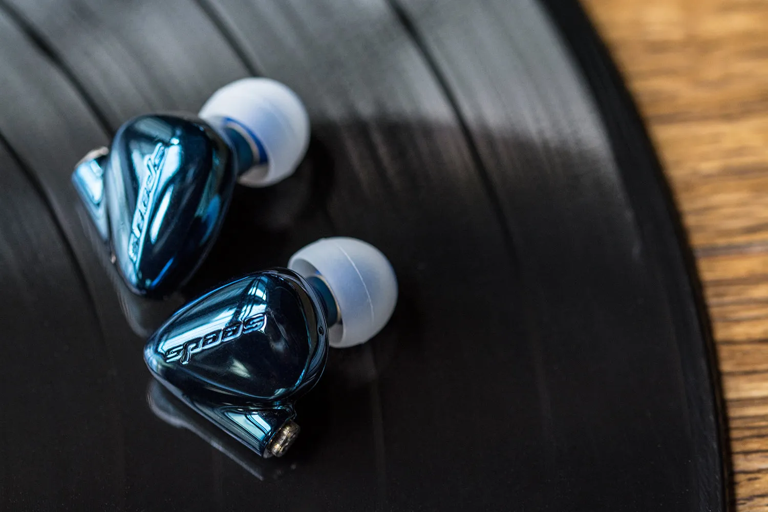 HiBy Seeds II earphones