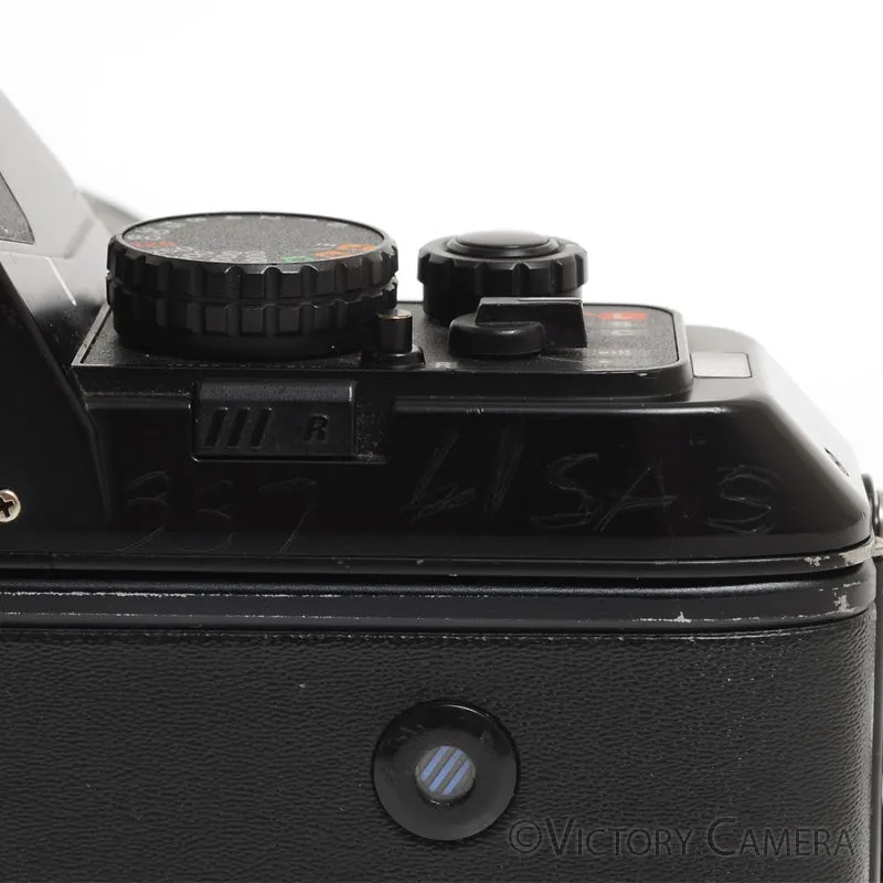 Nikon N2000 35mm Film Camera w/ Tamron 28-80mm Zoom Lens -New Seals-